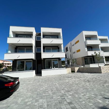Black Pearl Novalja Exterior foto